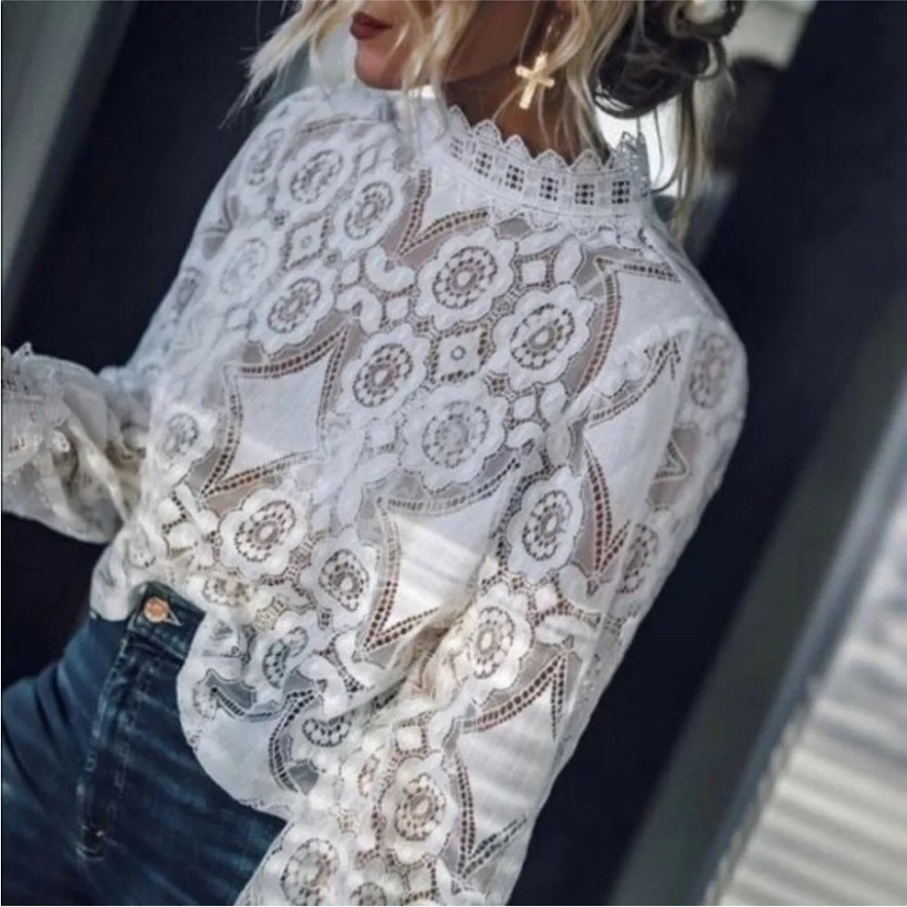 2 LEFT!BLOWOUT SALE! New Bohemian White Lace Long Sleeve Blouse - Picture 4 of 7